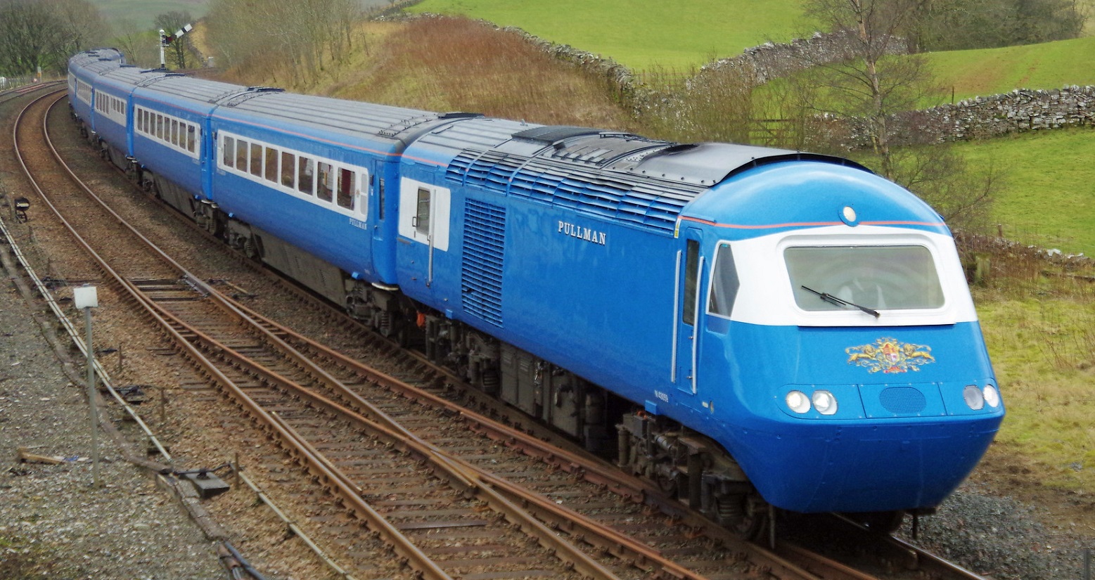 train.jpg