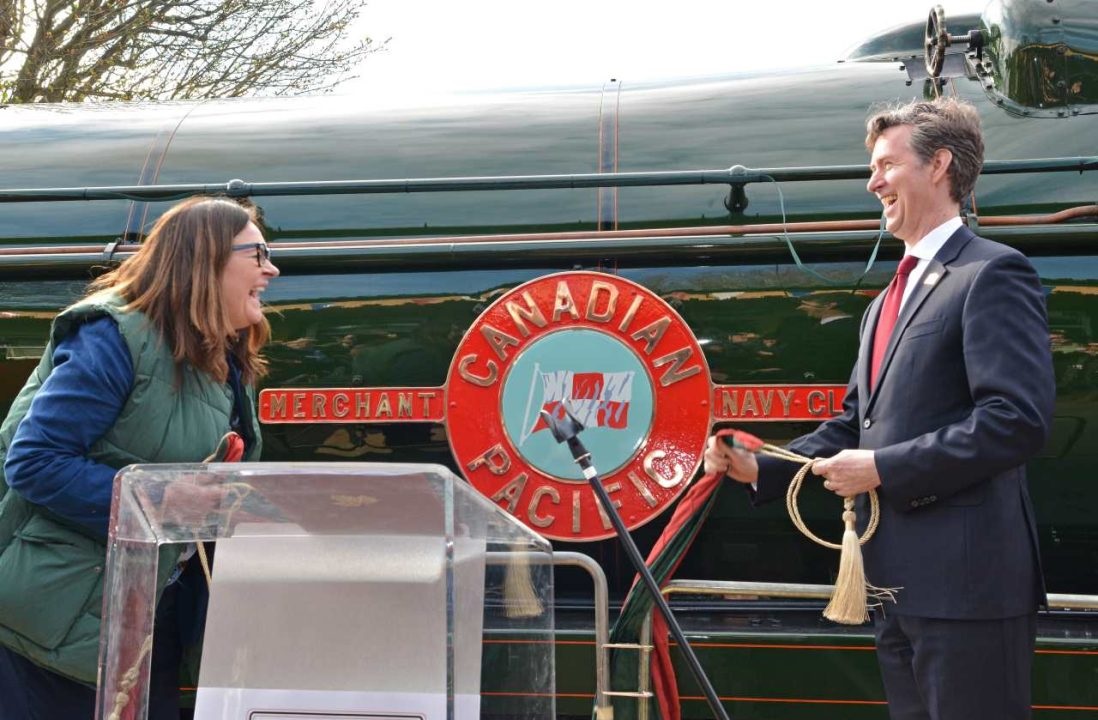 train.jpg