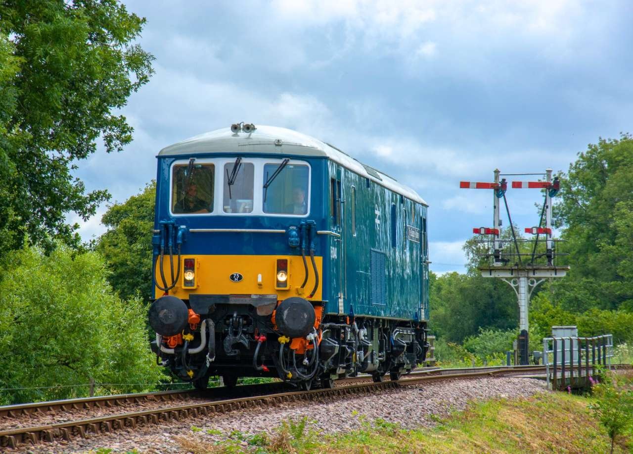 train.jpg