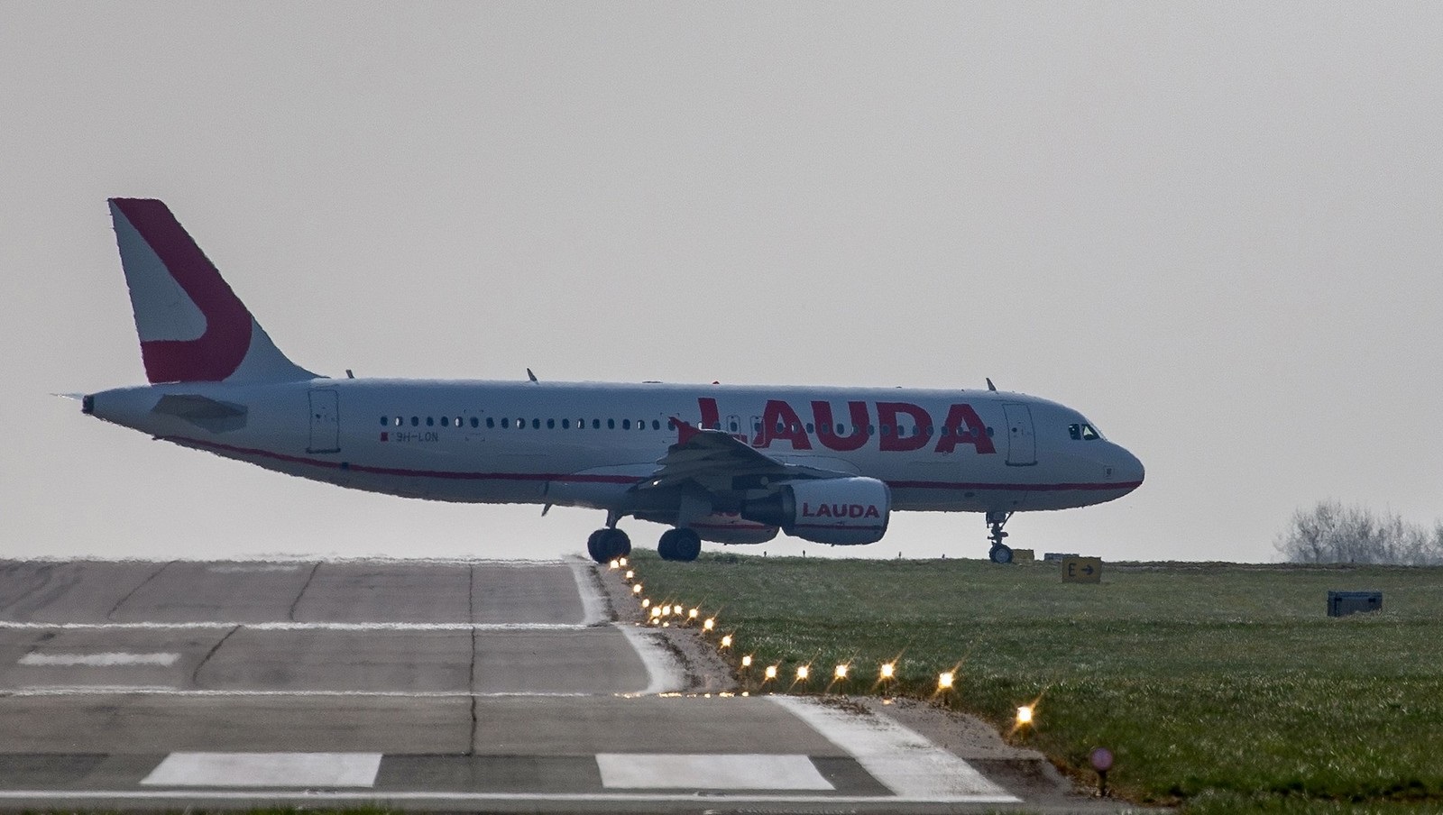 plane.jpg
