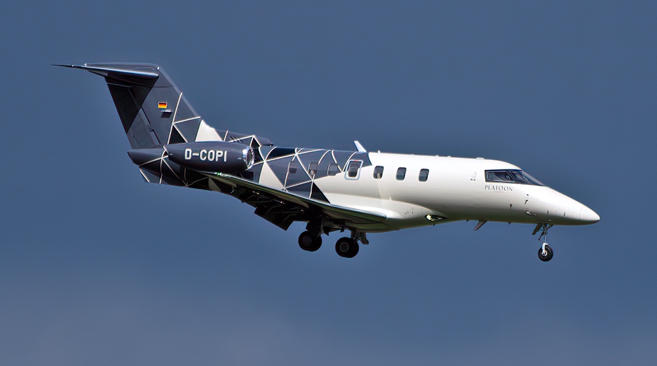 plane.jpg