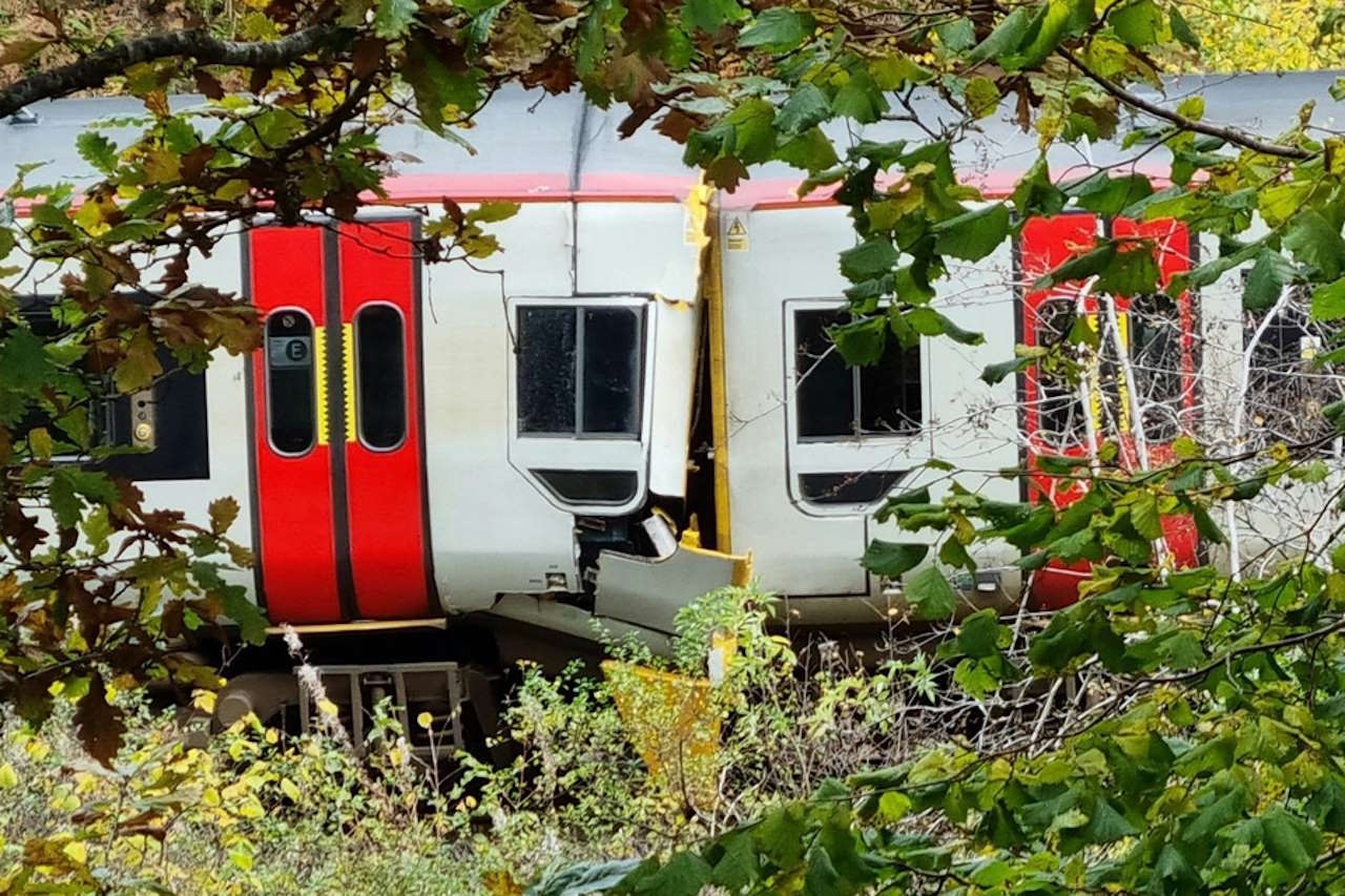 train.jpg