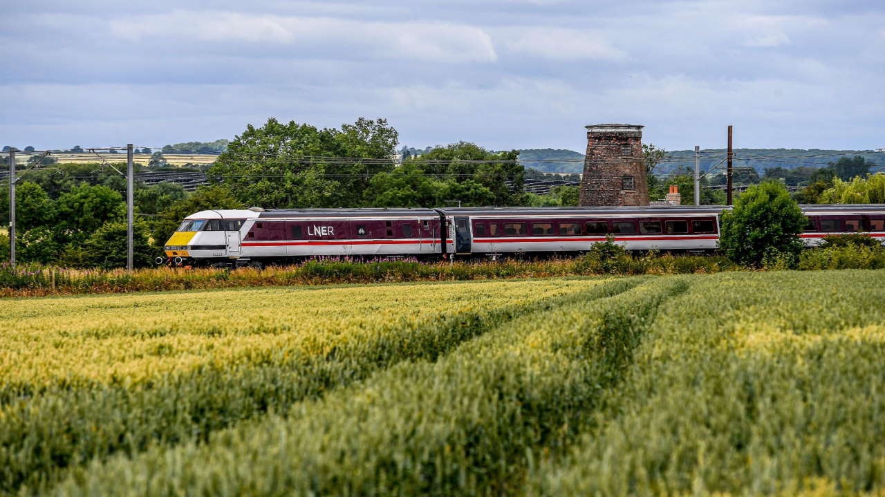 train.jpg