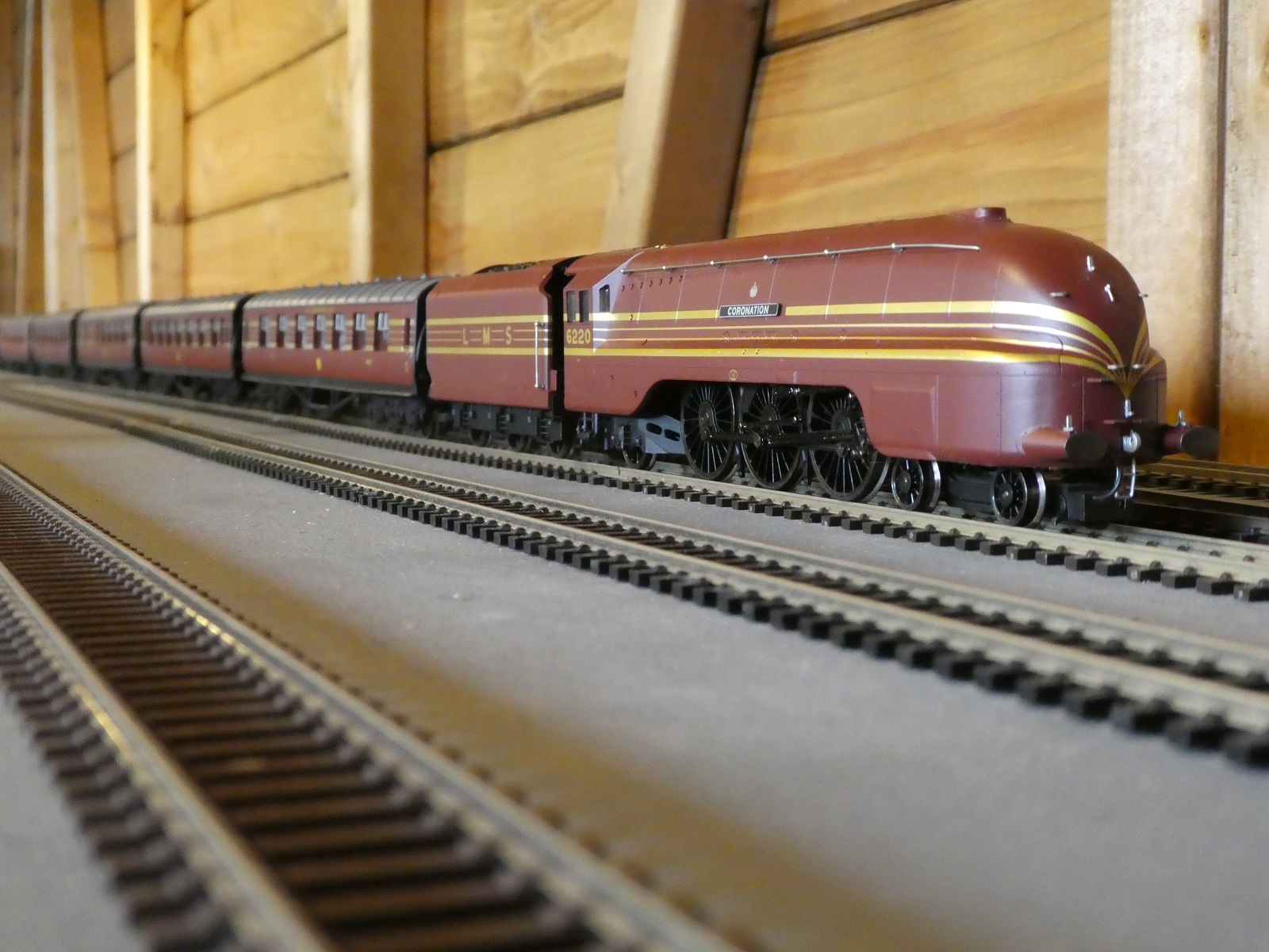 train.jpg