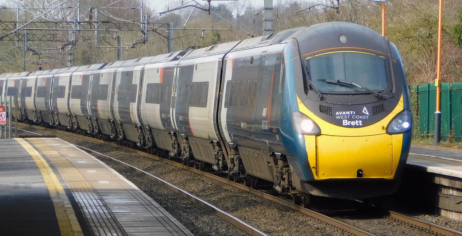 train.jpg