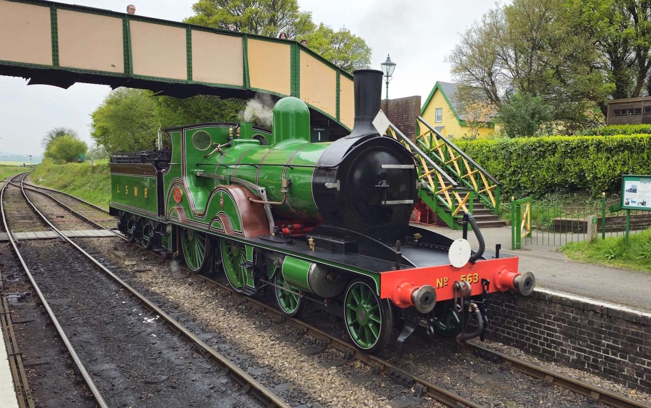train.jpg