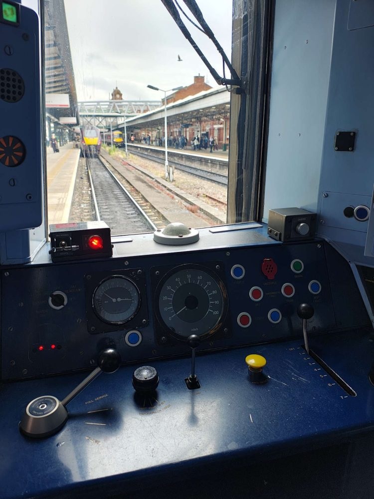 train.jpg