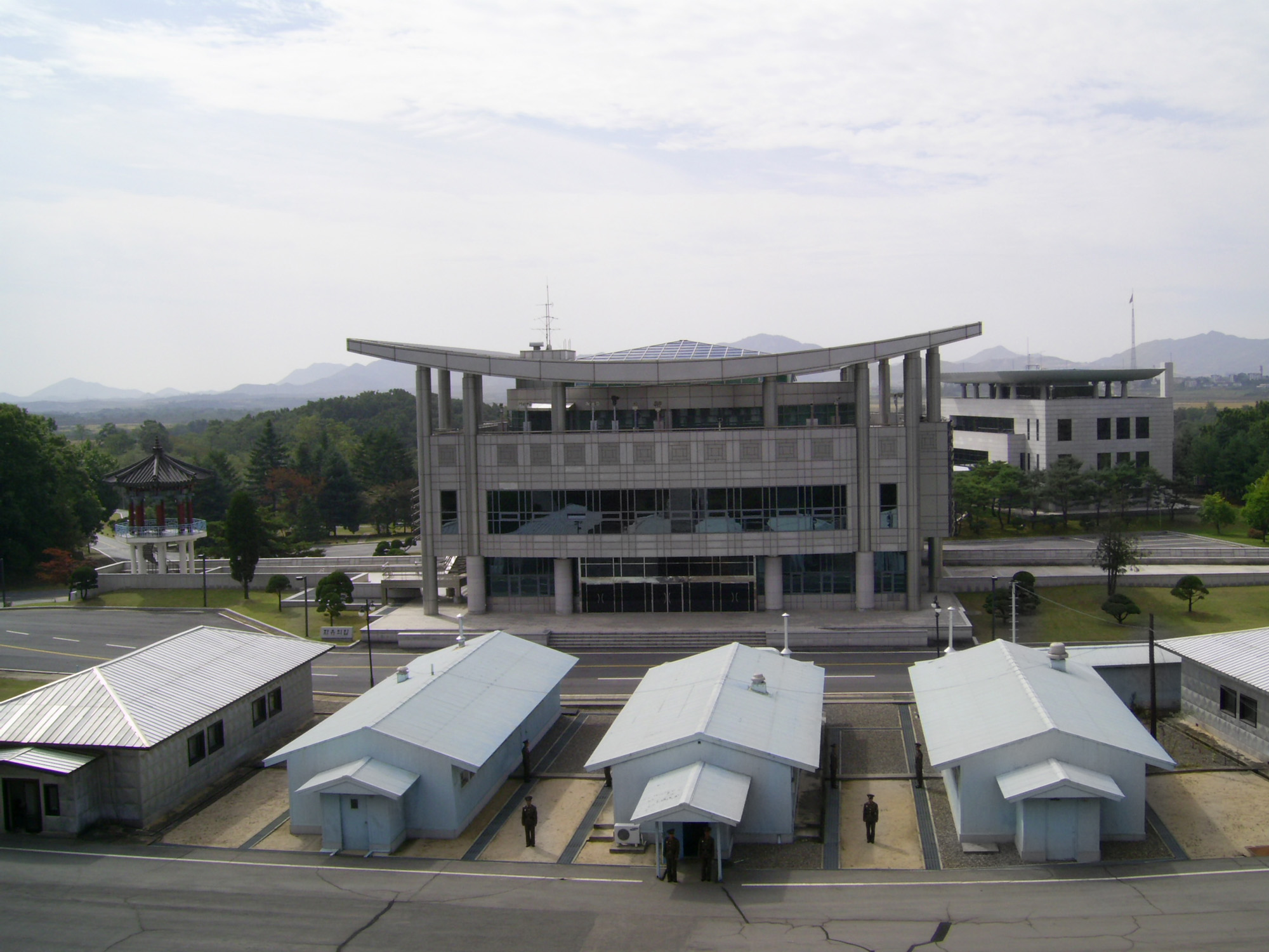 Joint_Security_Area_from_North_Korea.jpg
