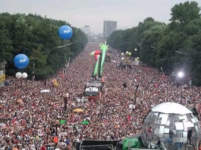 LoveParade2.jpg