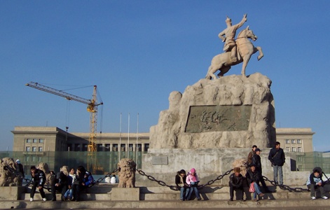 mongolia-parliament-exterior-www-1.JPG