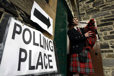 pollingnbagpipes_gall.jpg